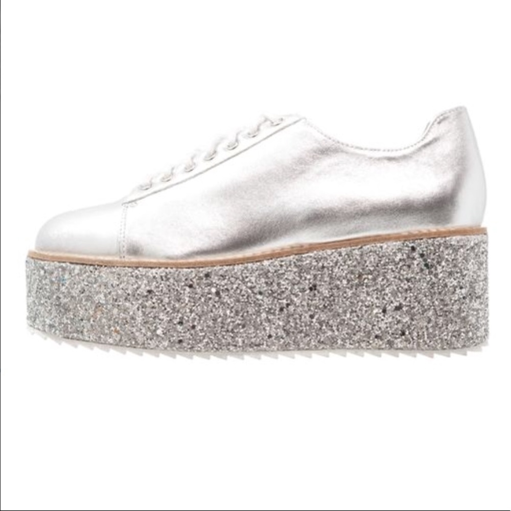 Metallic Silver Lace Up Chunky Platform Oxfords - Picture 3 of 4